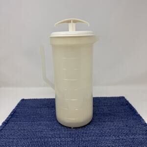 Federal Housewares Clear Plastic Tea Lemonade Juice Pitcher Mixing Plunger 2 qt